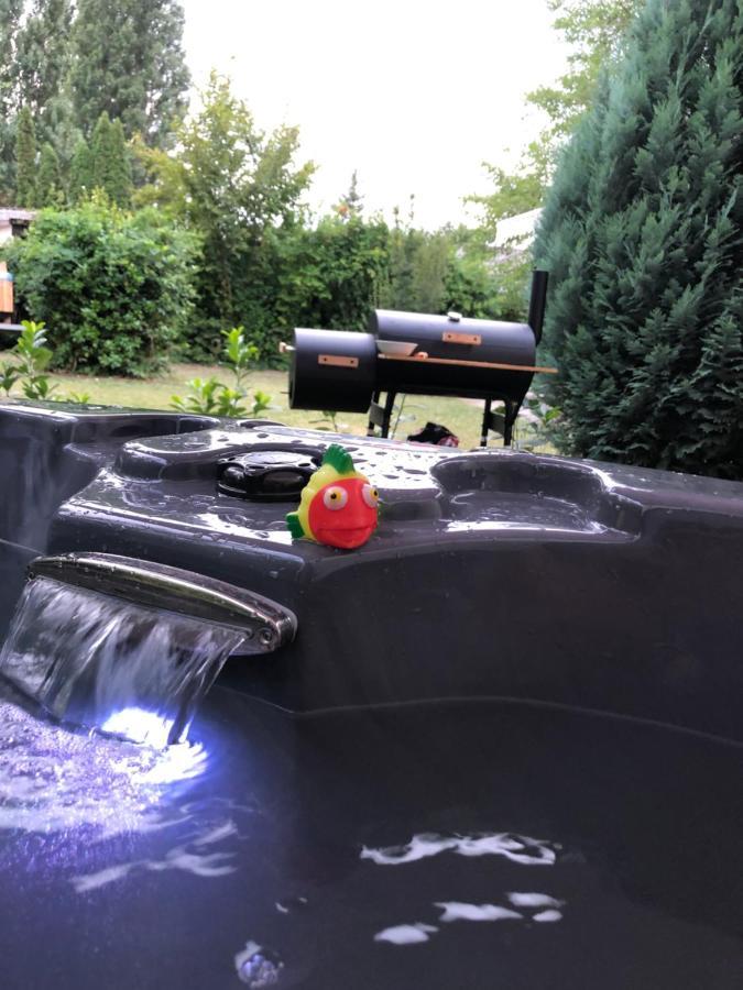 Crystal Spas Apartman-Balaton Zamárdi Eksteriør billede